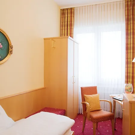 Höhn Hotell