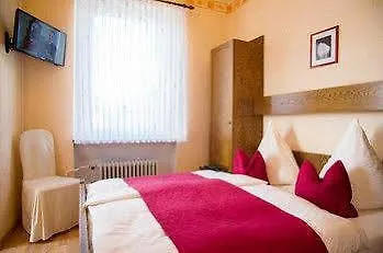 Отель Hoehn 3*